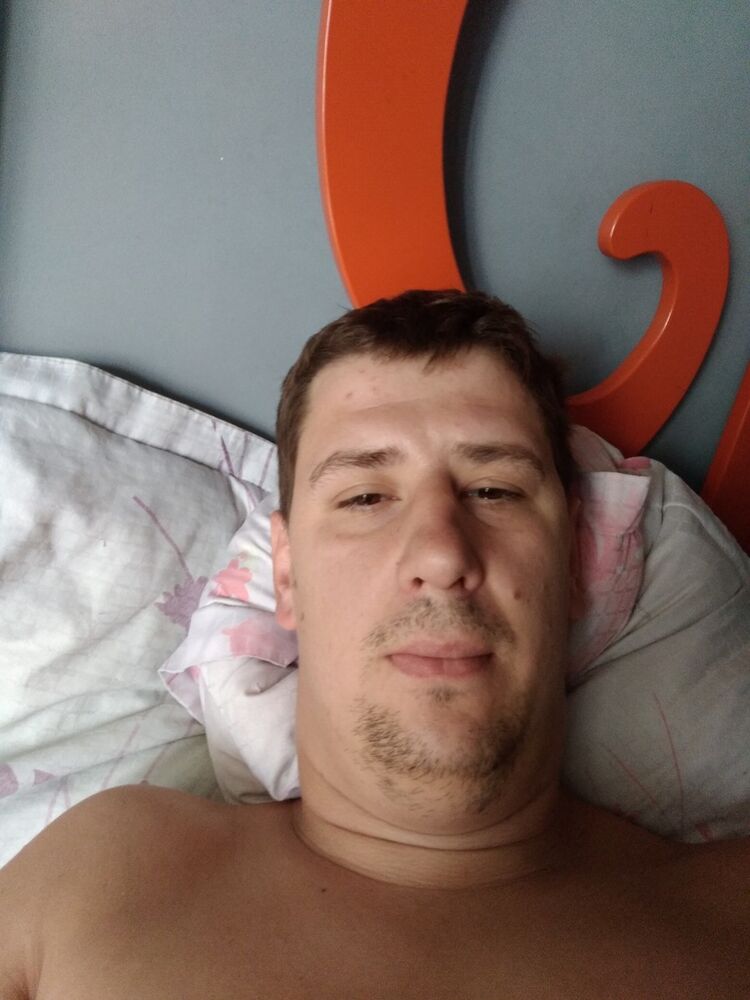  12537884  Keril, 40 ,    