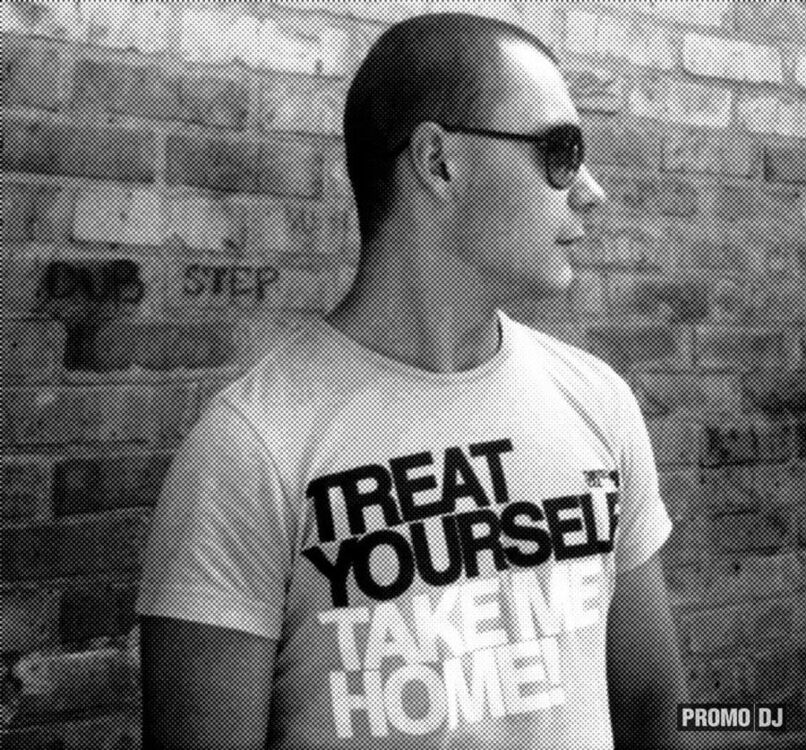 ���� 6497144 ������� Roman, 32 ����, ���� ���������� � �����