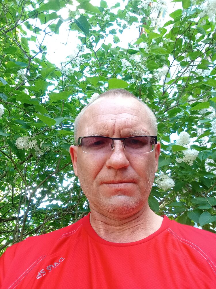 48940314  Sergey, 46 ,     