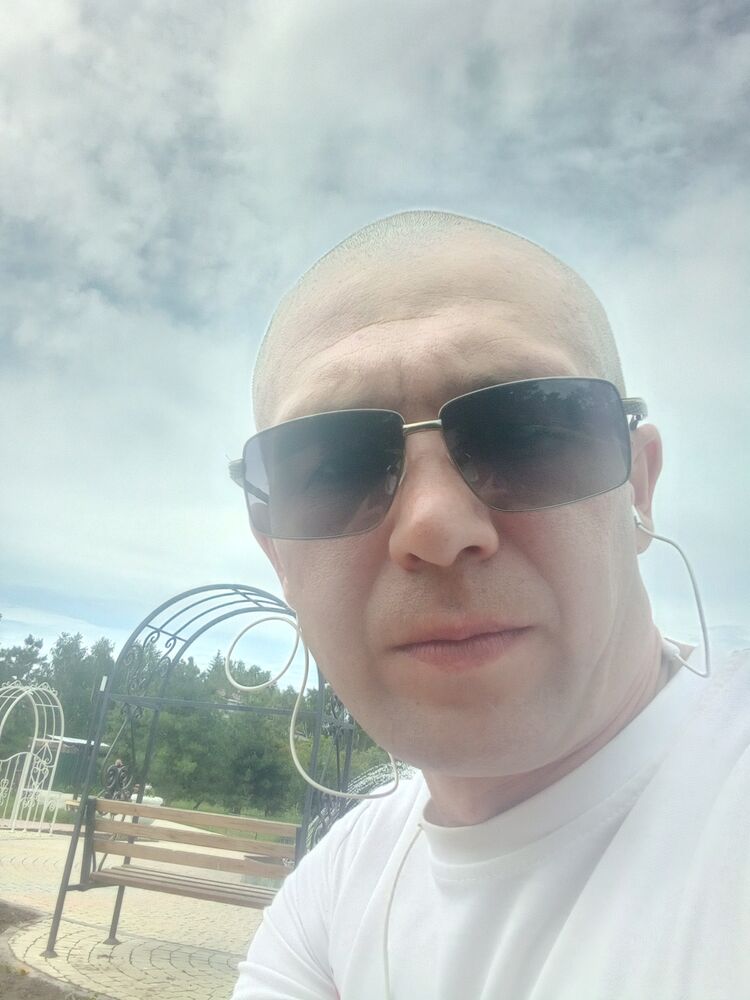  23650944  , 39 ,    