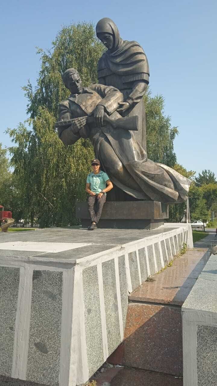  30452724  , 32 ,    