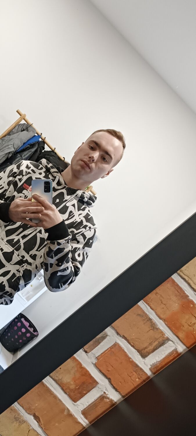  40843824  , 22 ,    