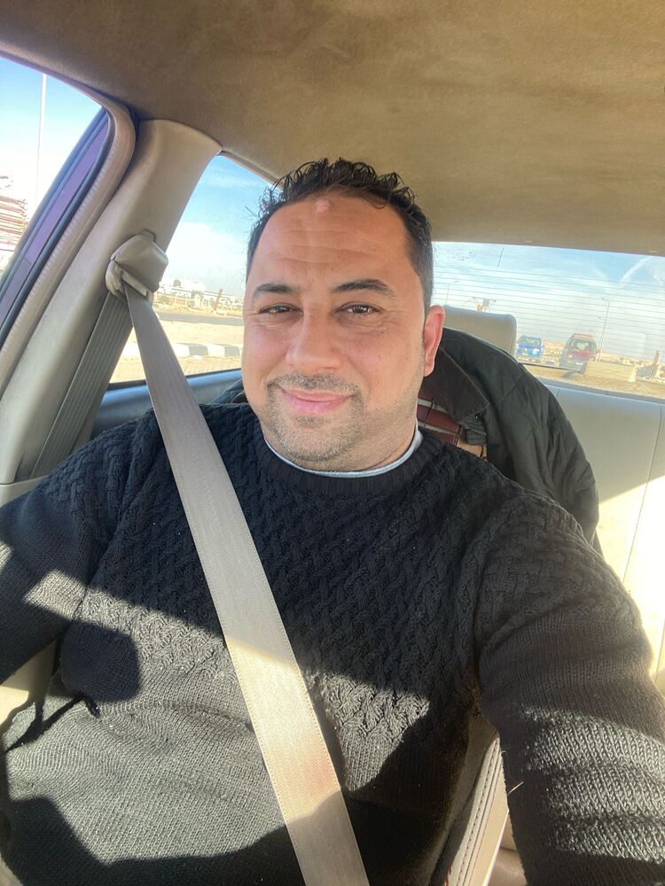  44636604  Tito, 44 ,    