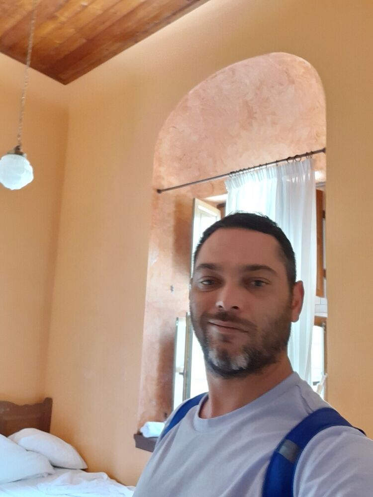  21474234  Dimitris, 38 ,    Piraeus