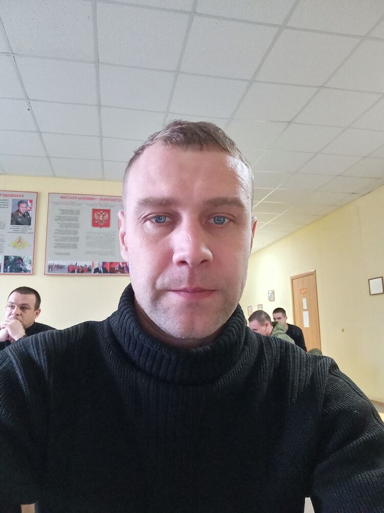  30775844  , 43 ,    