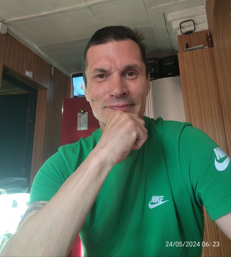  43397404  , 49 ,    -