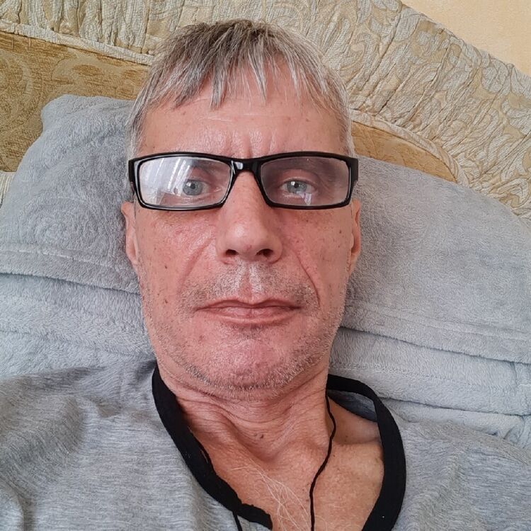 21987284  , 53 ,    