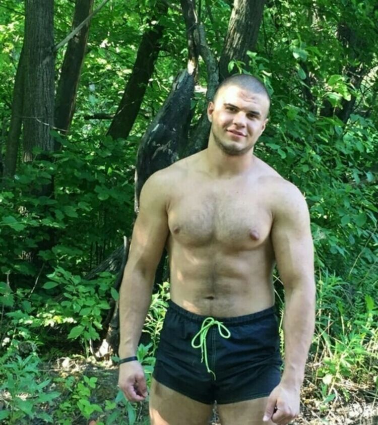  ,   Danik, 32 ,   ,   , c 