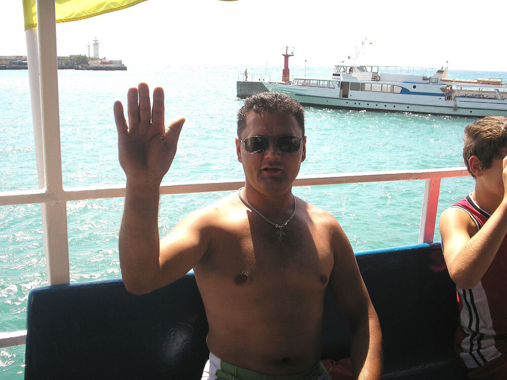  4329914  Dima, 54 ,    