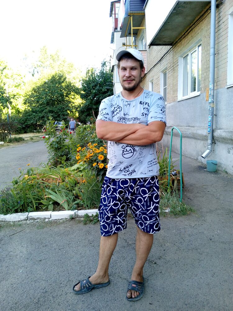  44583604  , 30 ,    