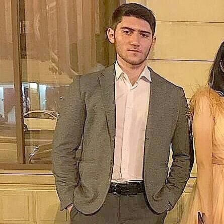  18215024  Emil, 26 ,    