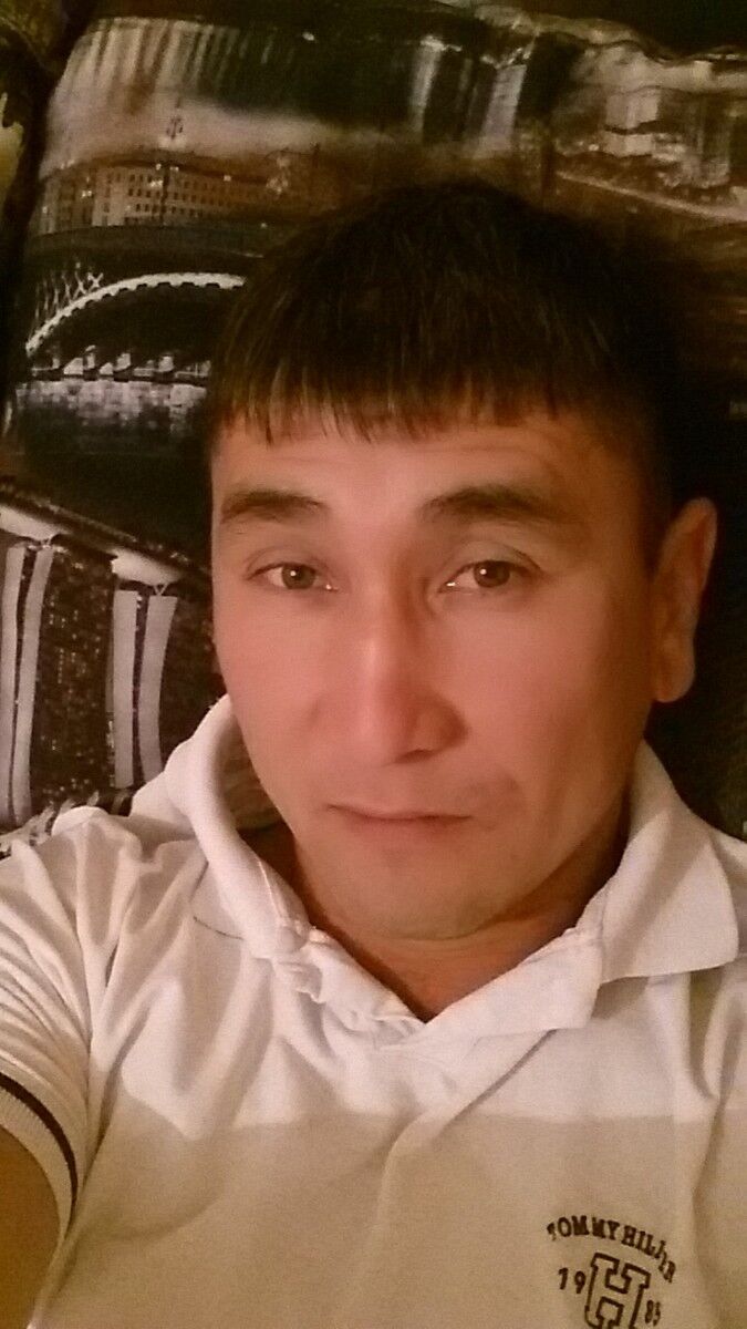  ,   Armani, 40 ,   ,   , c 
