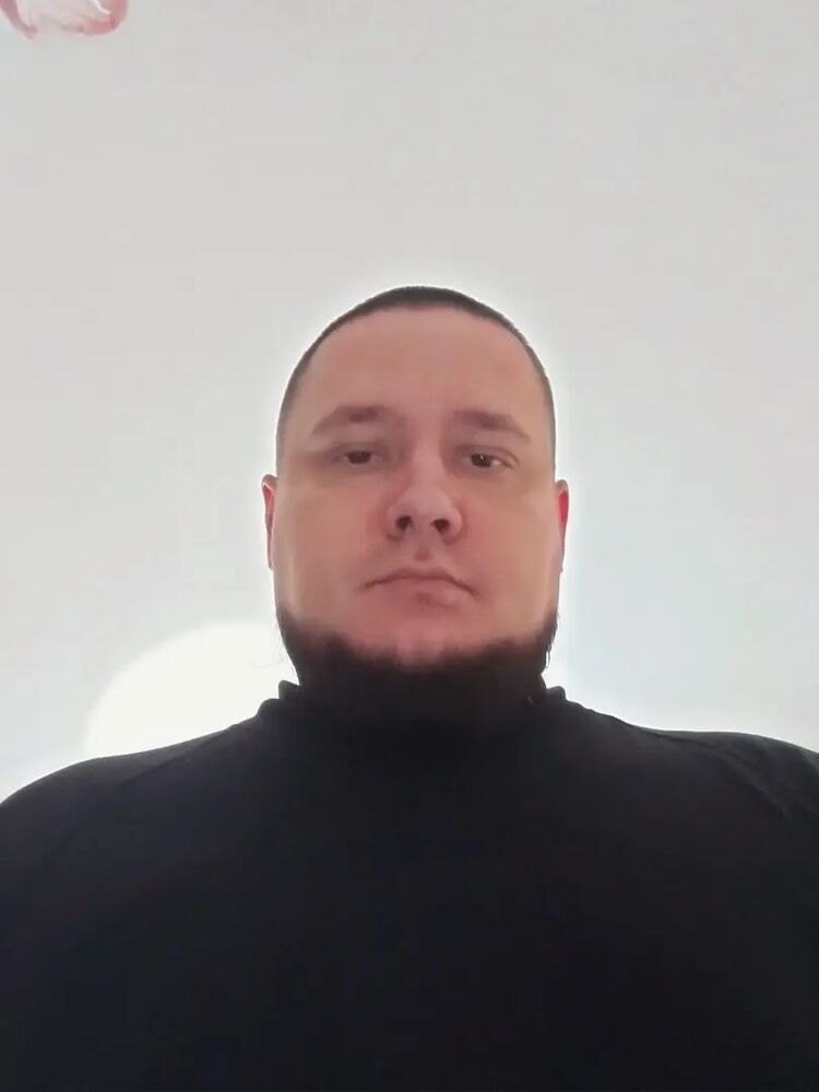  ,   Kolyas, 32 ,   