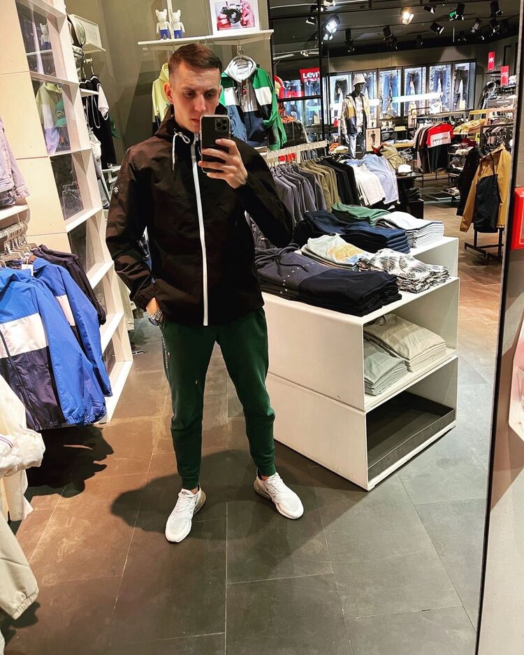  ,   , 27 ,   ,   