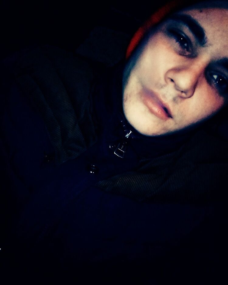  27218814  , 23 ,    