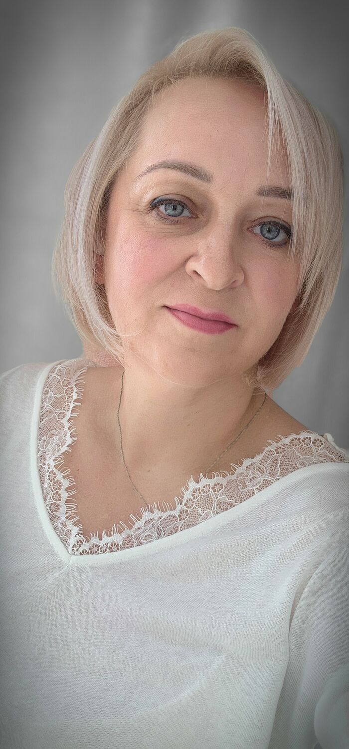  52653874  Irina, 49 ,    