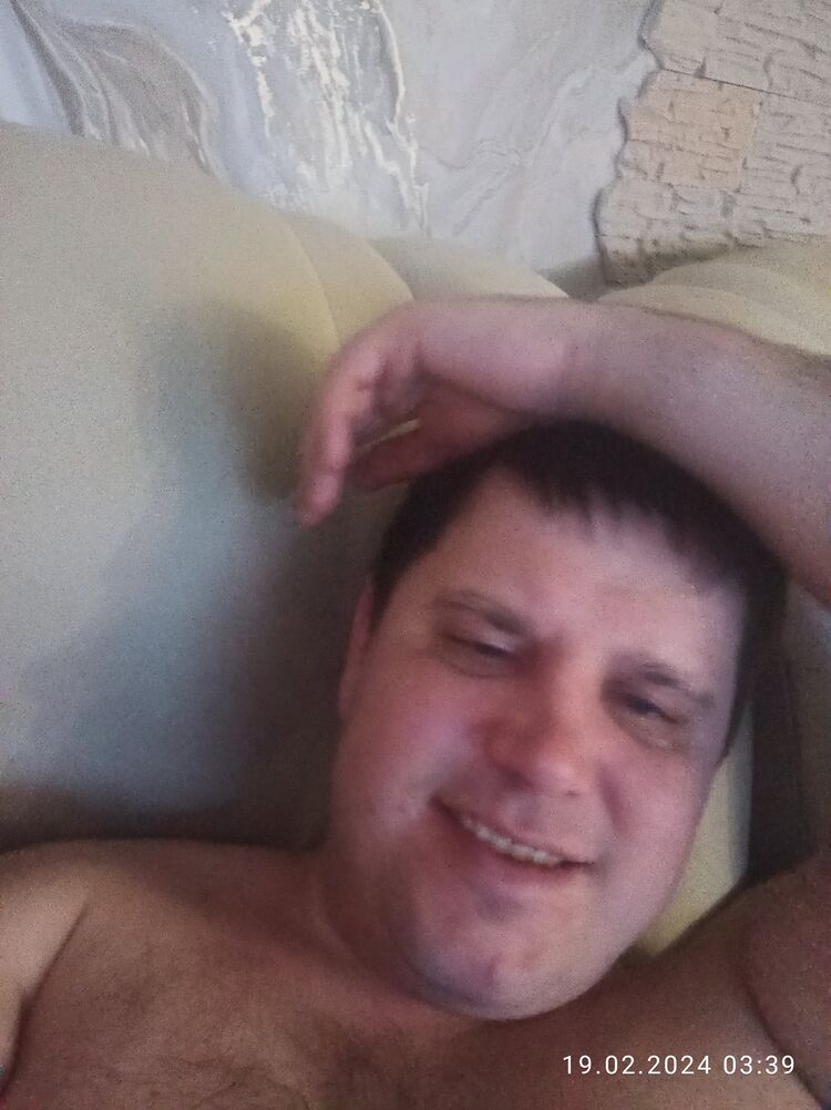  41328984  , 39 ,    