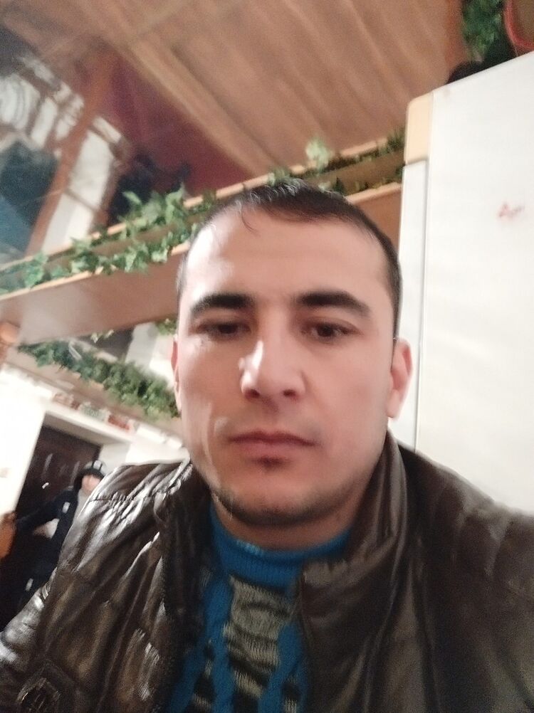  ,   Hamidullo, 37 ,   ,   , c 