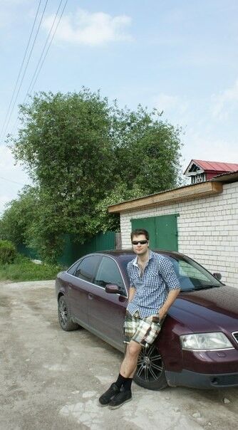  ,   Oleg, 35 ,   