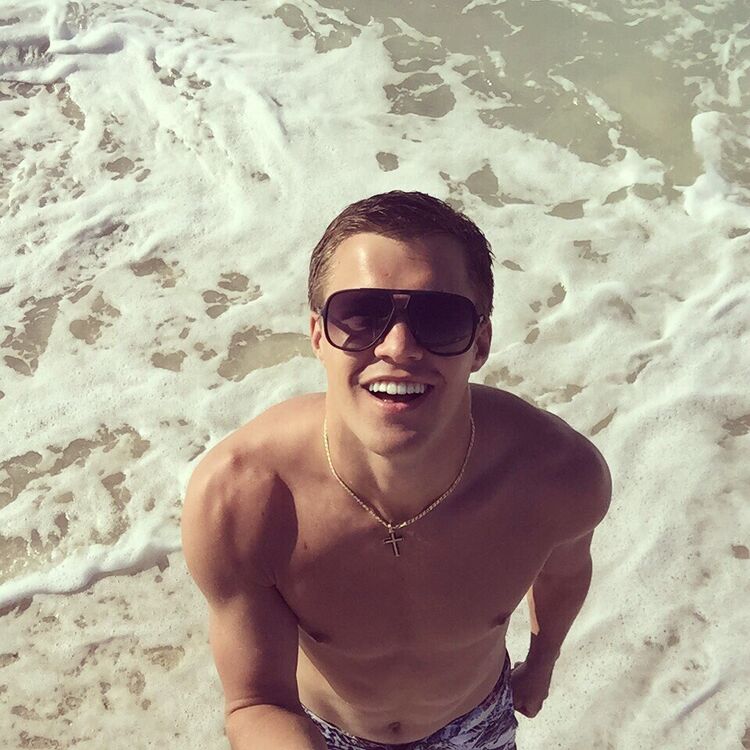 ���� 21606724 ������� ����, 46 ���, ���� ���������� � �����