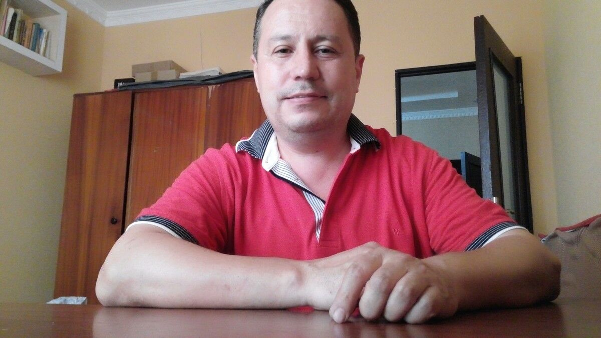  ,   Davran, 52 ,   ,   , c 