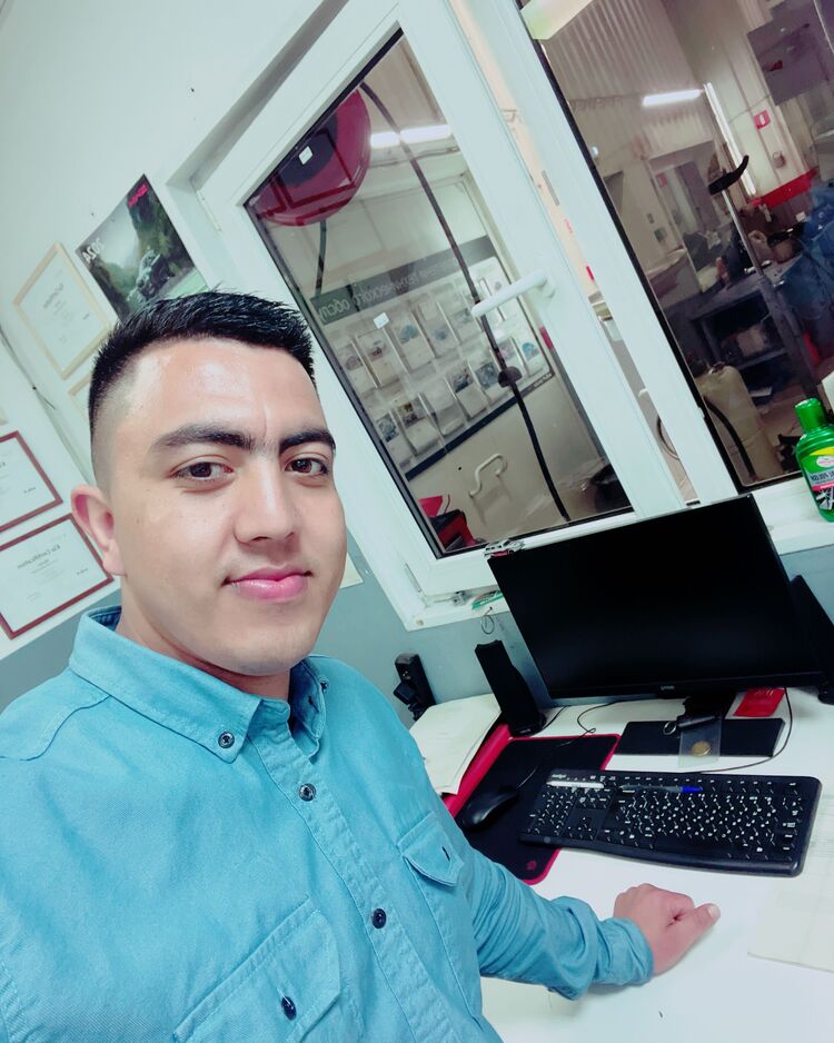  45045144  , 29 ,    -