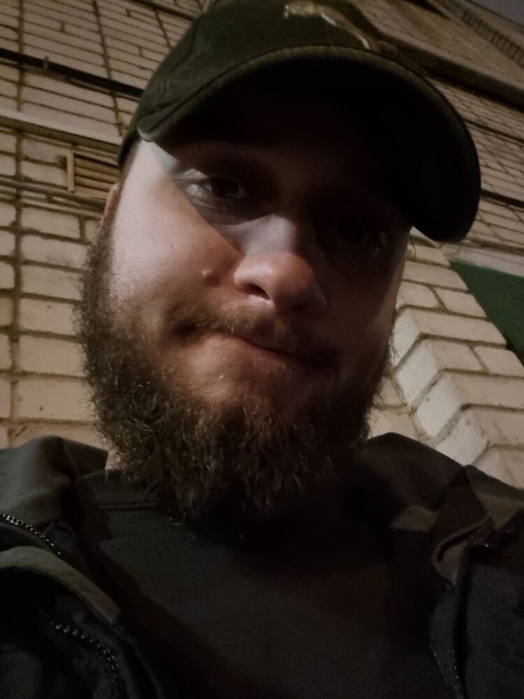  41738524  , 25 ,    