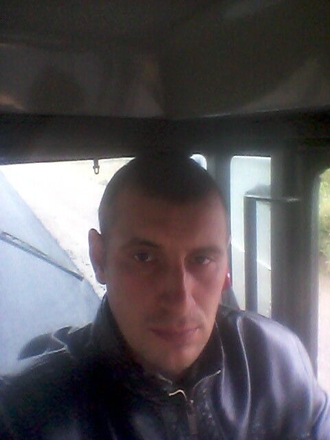  ,   Dima, 40 ,   