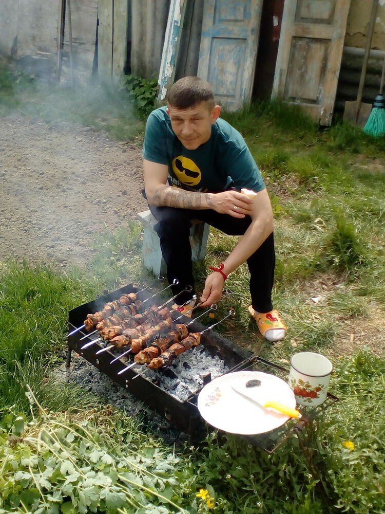  9495534  Vladimer, 50 ,    