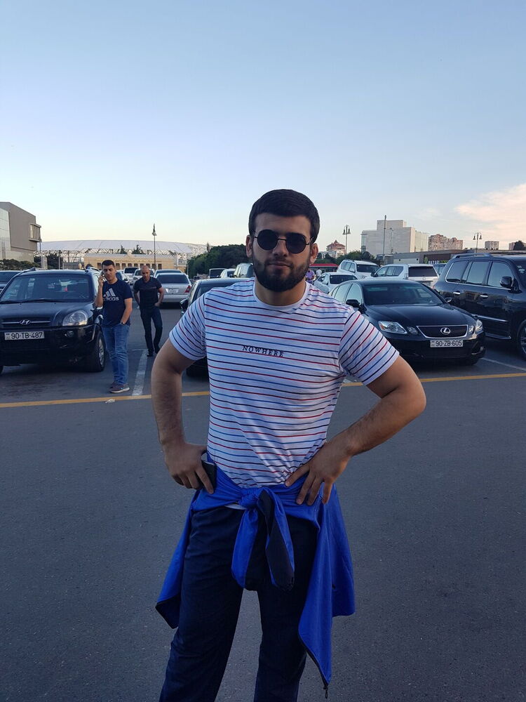  22703524  Ruslan, 28 ,    