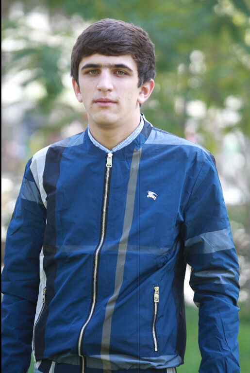  5883604  Daler, 30 ,    