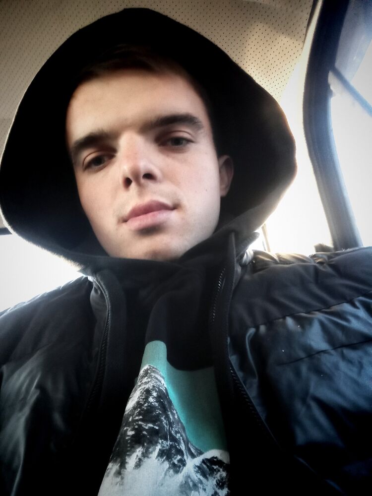  52582514  , 22 ,    