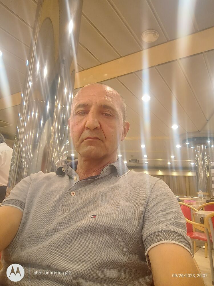  38918514  Dimitri, 57 ,    