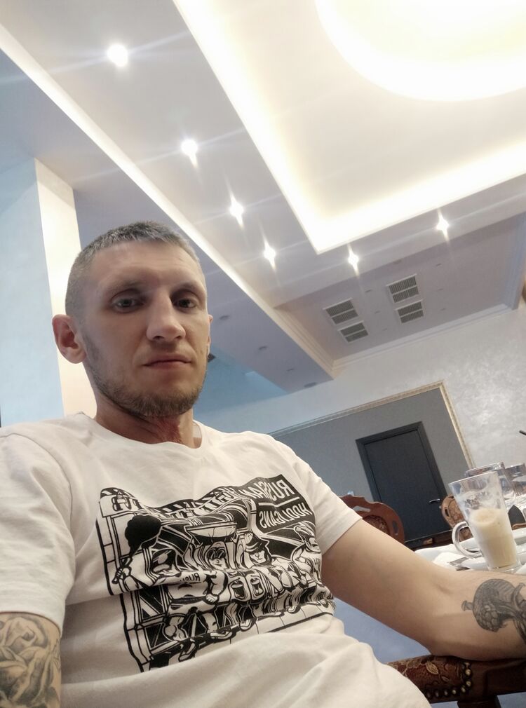  39604534  , 33 ,    