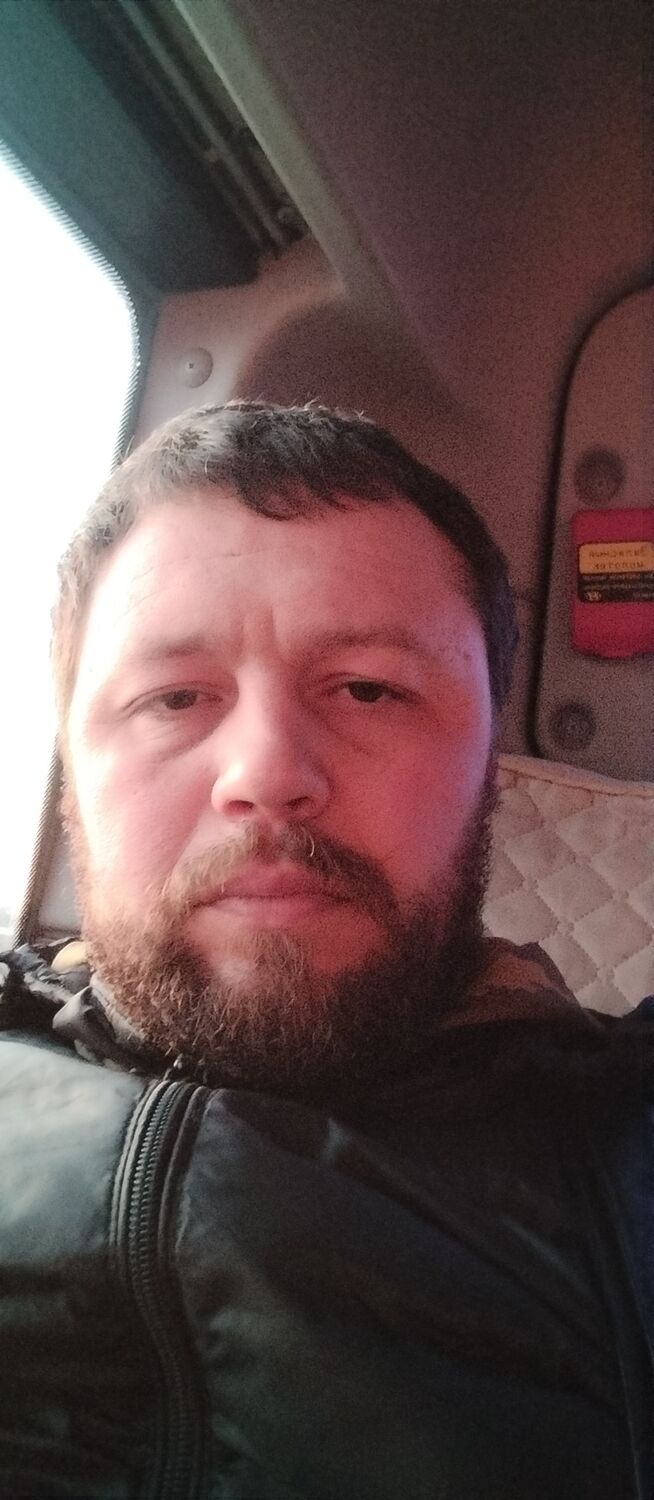  42266844  , 37 ,    