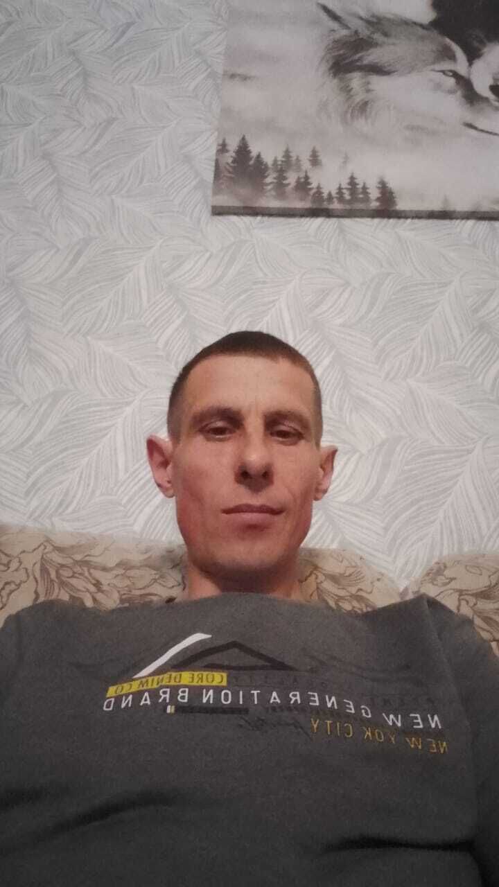 48832794  , 42 ,    
