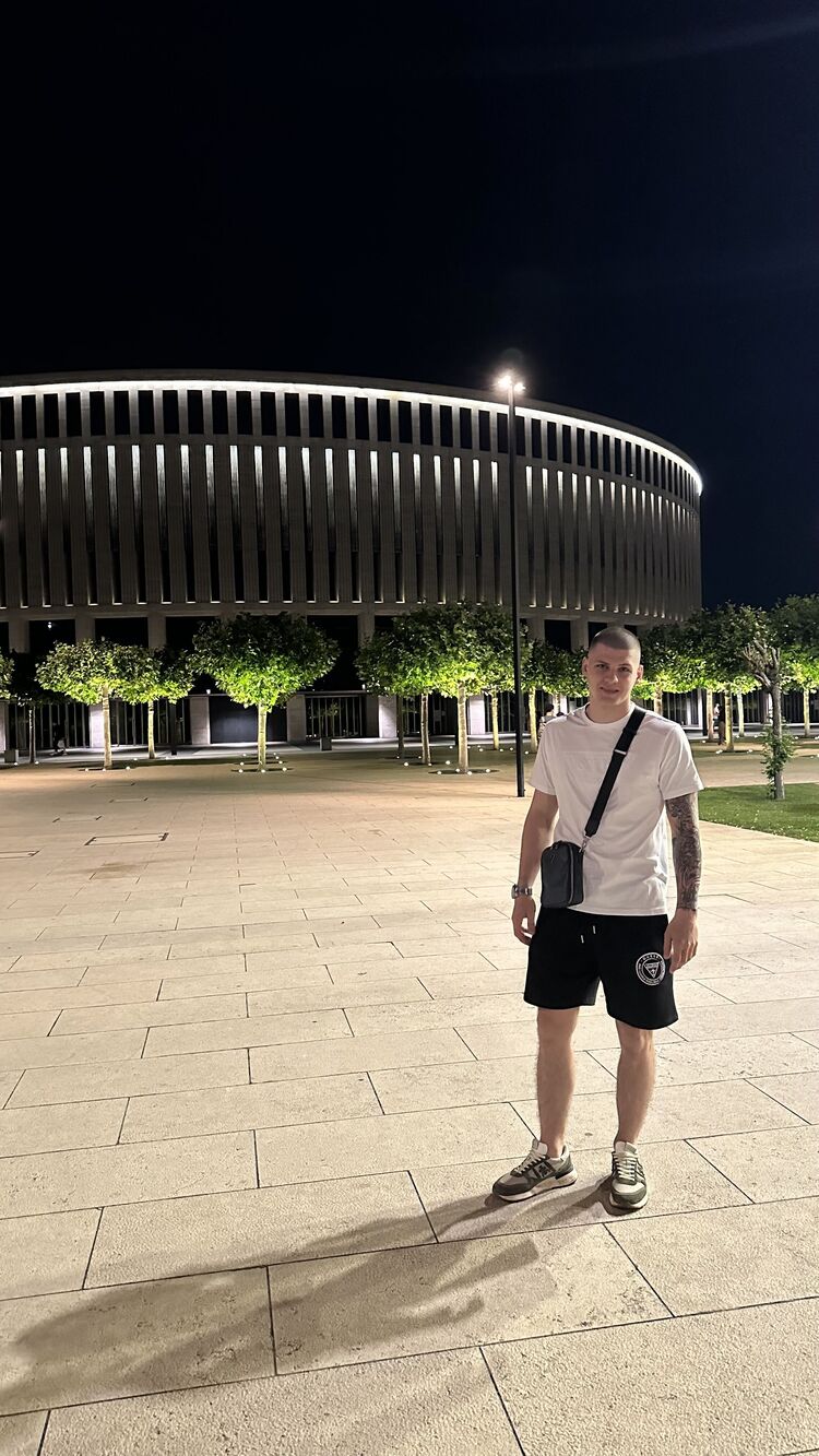 ���� 47000584 ����� ���������, 24 ����, ���� ���������� � �����-����������