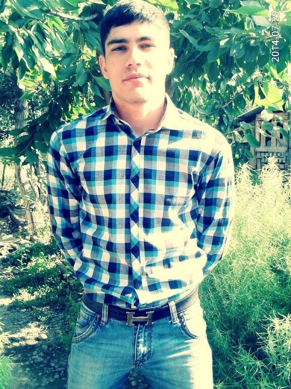  4703014  Magamed, 33 ,    