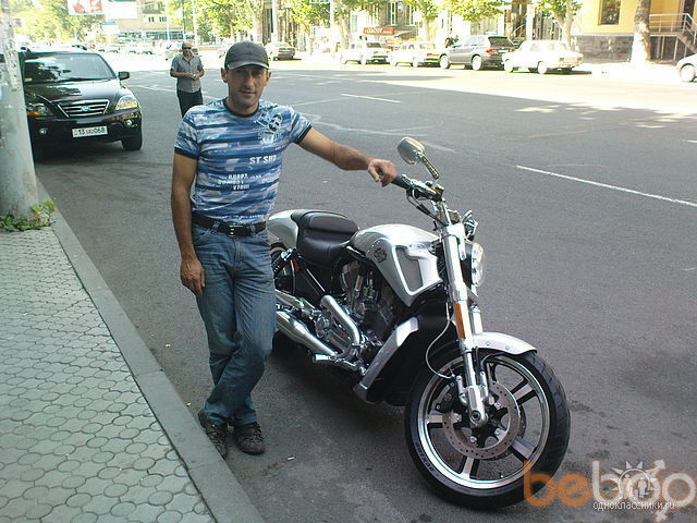  1183614  Aram, 48 ,    