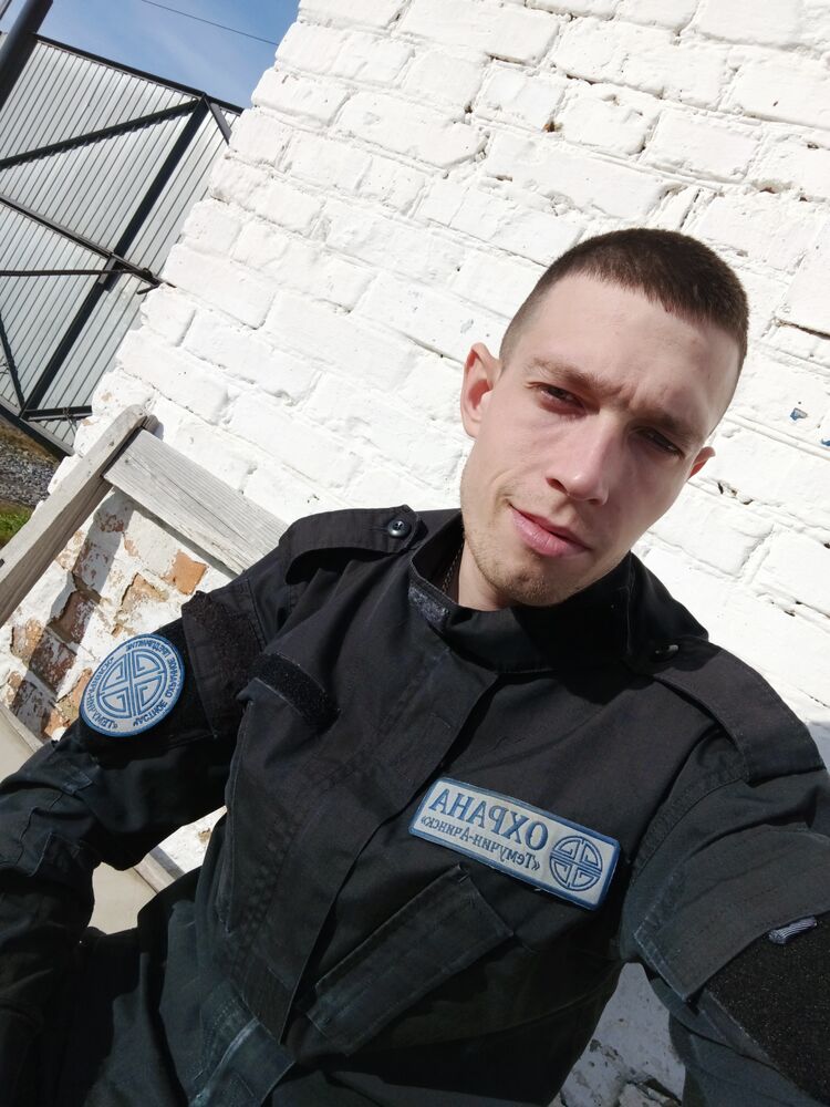  40099844  SERGEY ADYRB, 28 ,    