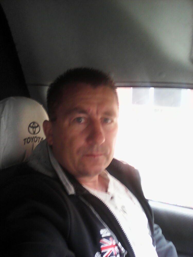  9496734  , 52 ,    