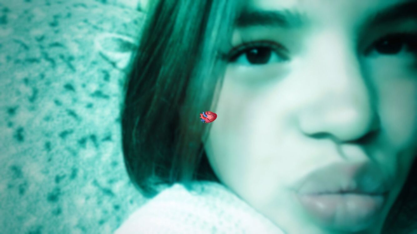  ,   Elena, 18 ,   
