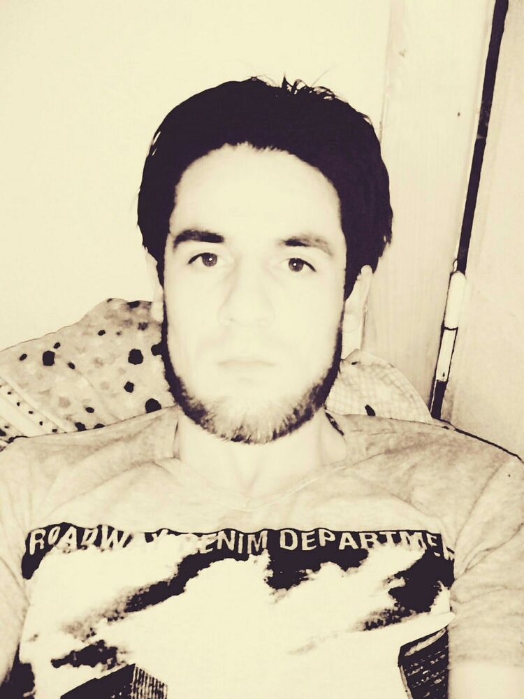  ,   Ismayl, 33 ,   