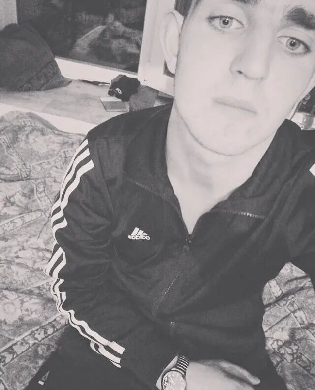  33341774  Sergey, 26 ,    