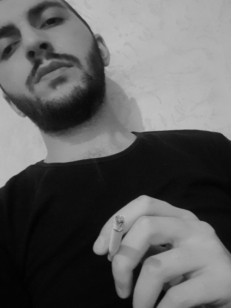  ,   Arman, 27 ,   ,   