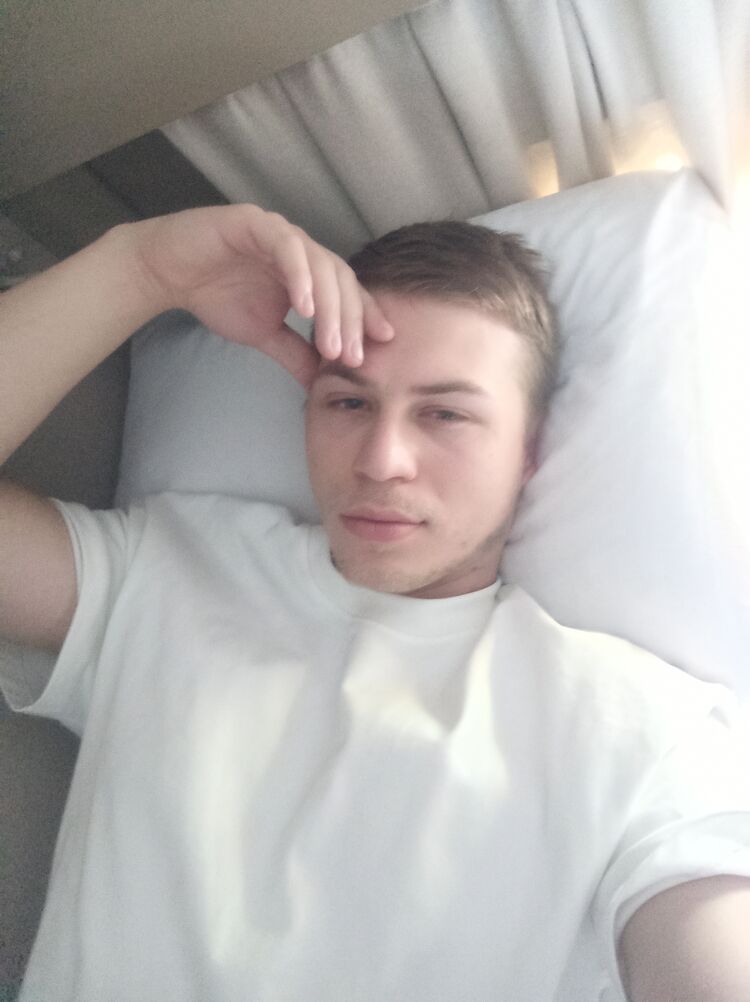  47212704  , 26 ,    