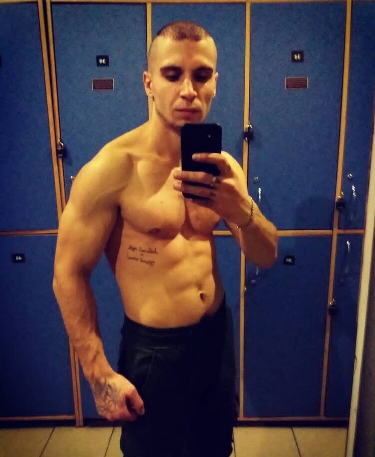  46563394  , 31 ,    
