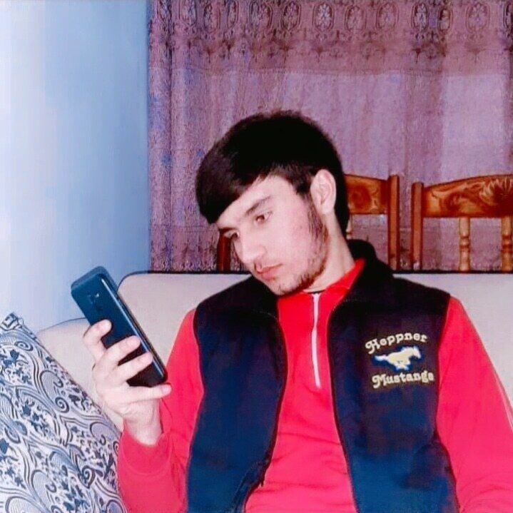  ,   Alex, 28 ,   ,   