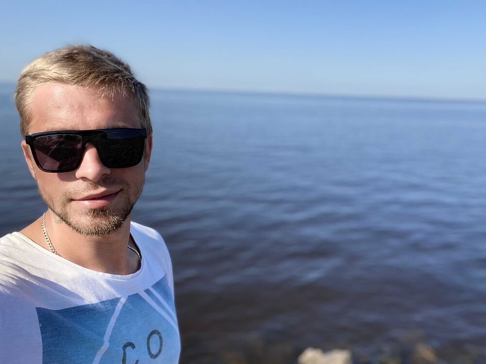  ,   Sergeu, 27 ,   ,   , c , 