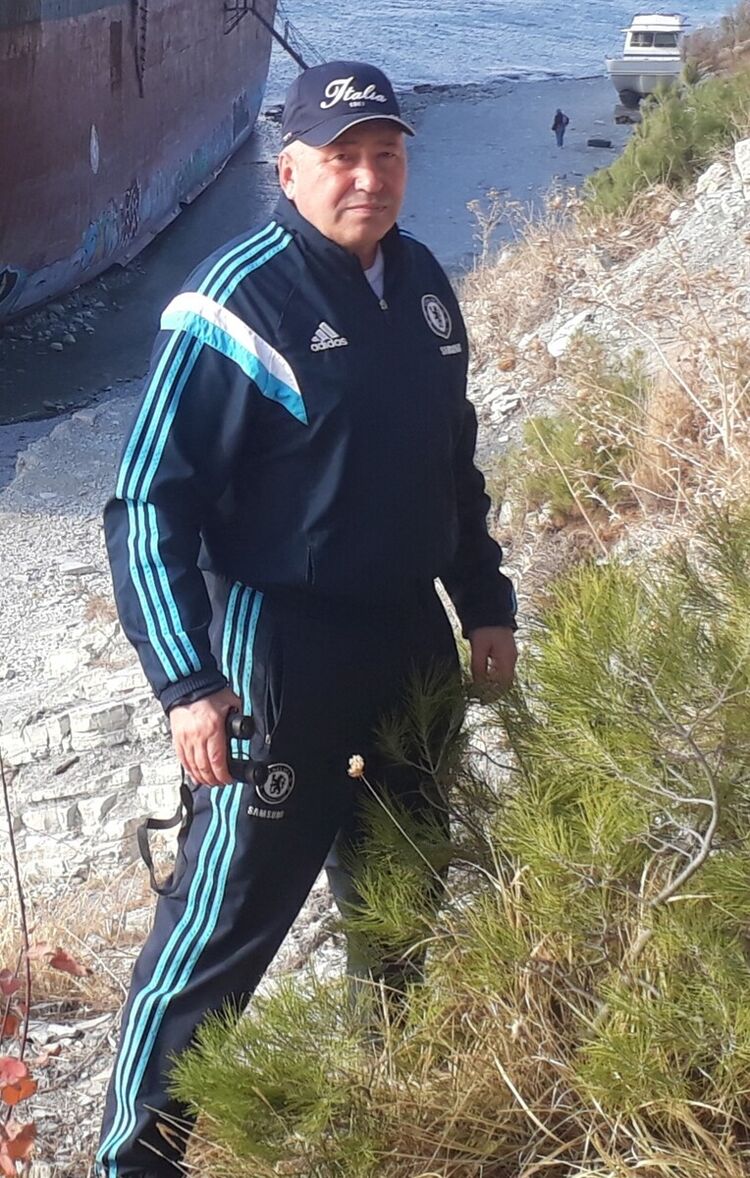  22064644  , 53 ,    